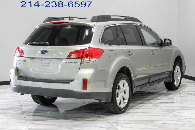 Used 2014 Subaru Outback 2.5i Limited AWD/4WD image 12