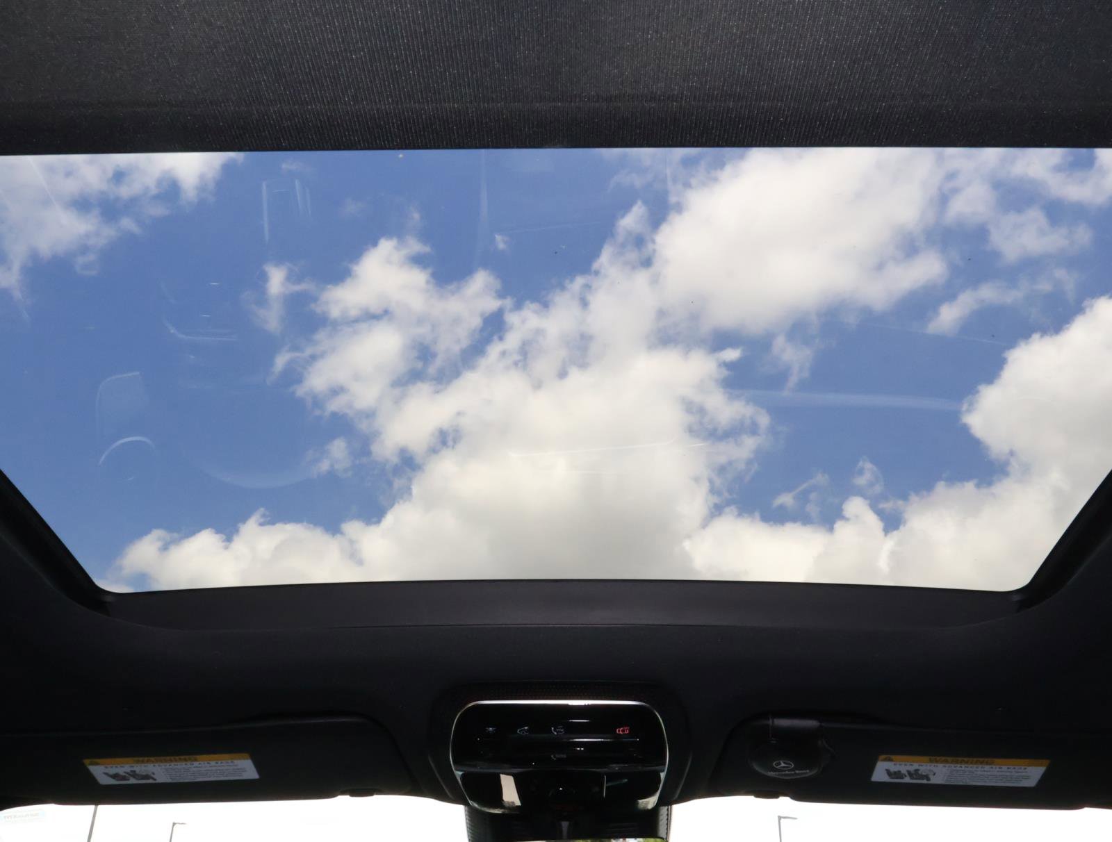 Used 2024 Mercedes-Benz GLC 43 AMG 4MATIC image 13