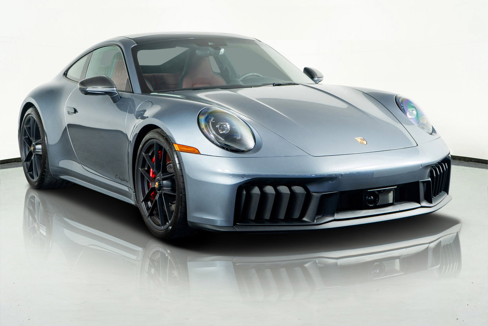 Used 2025 Porsche 911 Carrera 4 GTS image 22