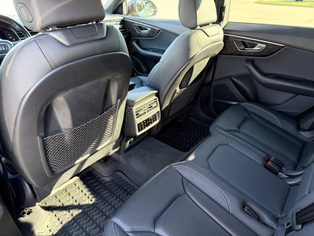 Used 2021 Audi Q8 Premium Plus w/ Premium Plus Package AWD/4WD image 23