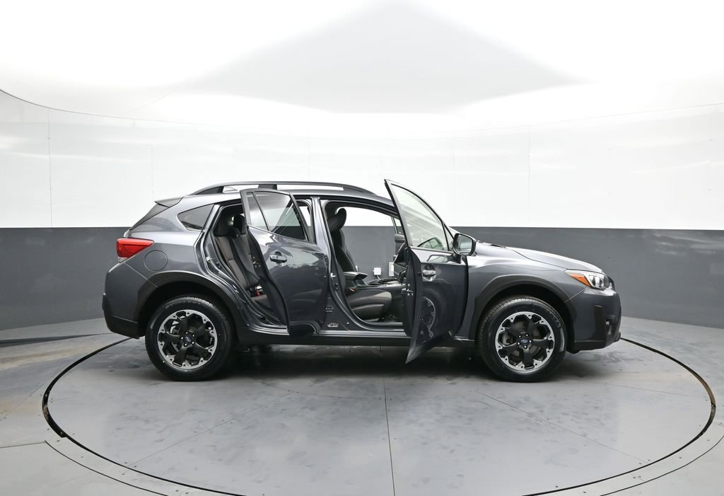 Used 2021 Subaru Crosstrek 2.0i Premium w/ Moonroof Package image 42