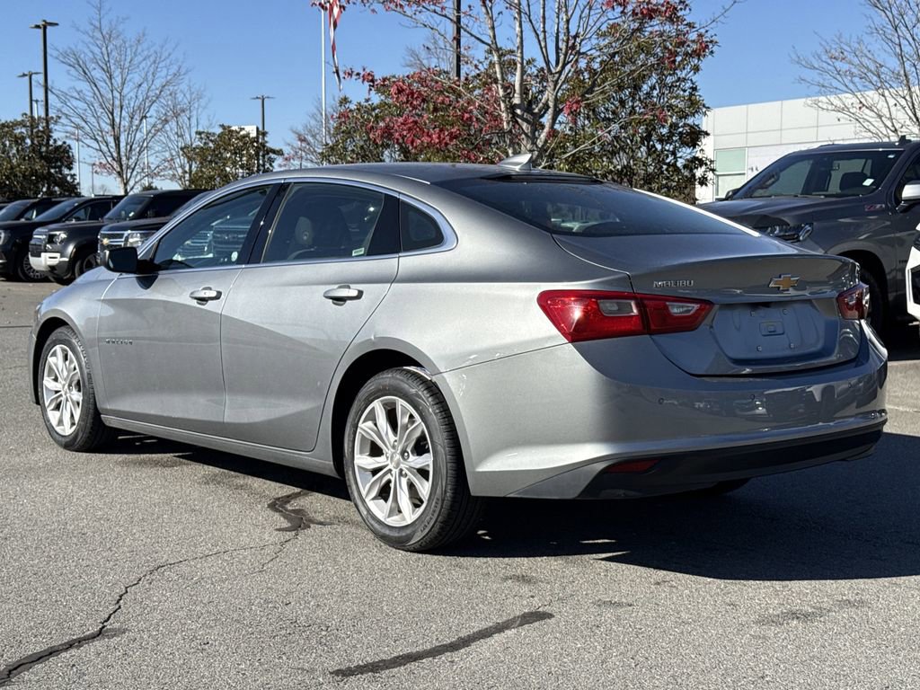 Used 2024 Chevrolet Malibu LT image 3