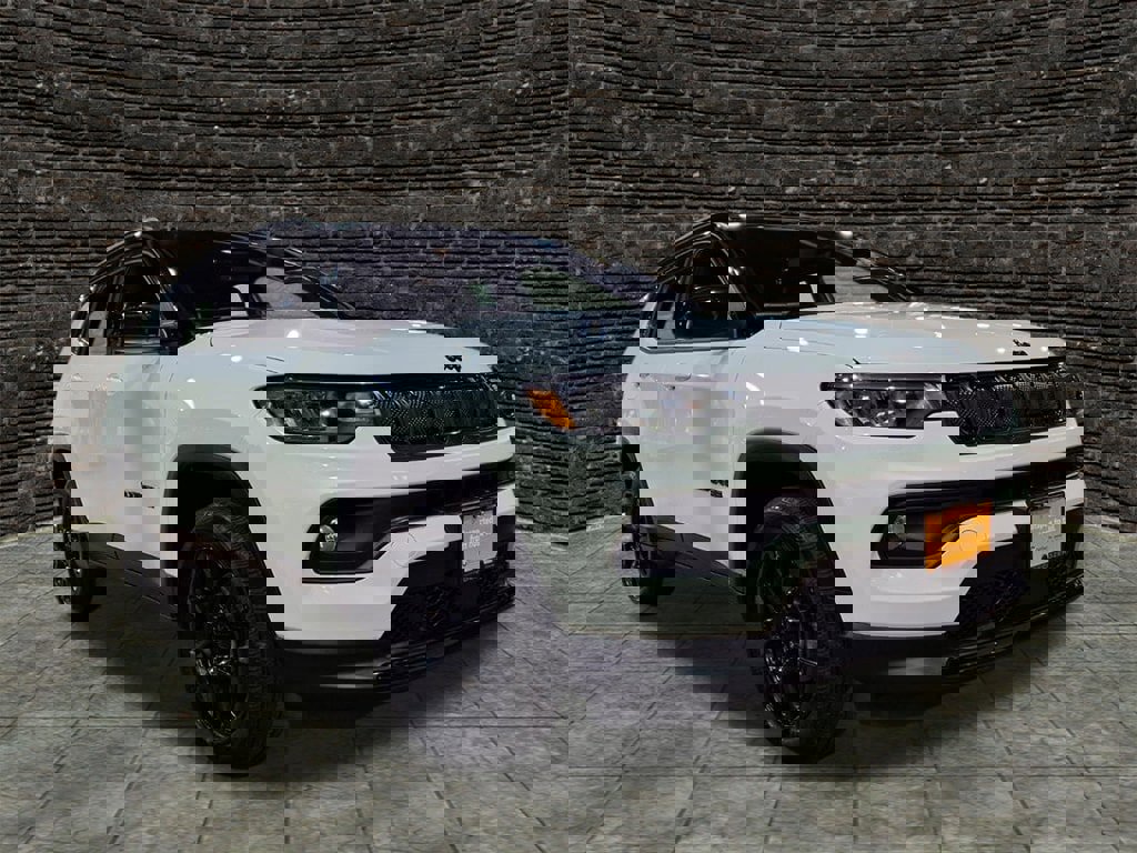 Certified 2022 Jeep Compass Altitude w/ Convenience Group