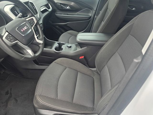 Used 2024 GMC Terrain SLE image 20
