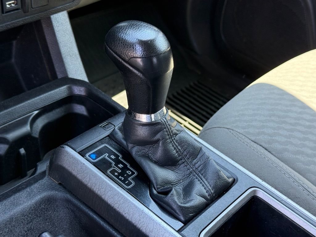 Used 2021 Toyota Tacoma SR5 image 18