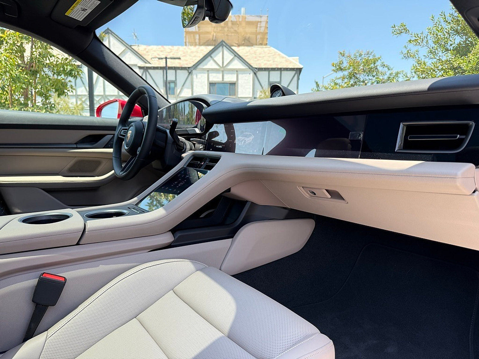 New 2025 Porsche Taycan 4S AWD/4WD image 25