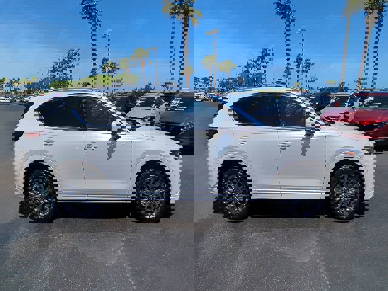 New 2025 MAZDA CX-5 Signature image 3