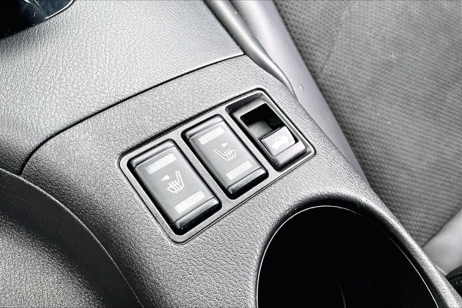 Certified 2025 Nissan Z Performance w/ Floor Mat Package RWD image 32
