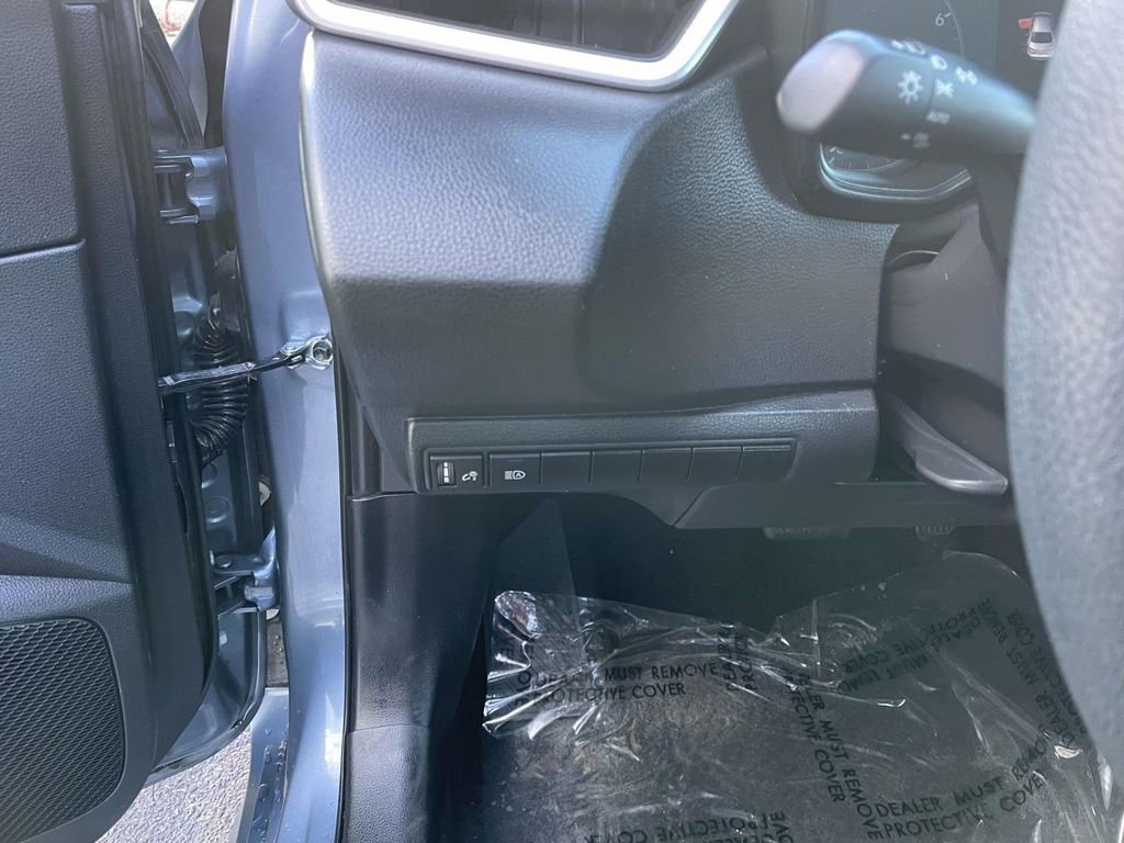 Used 2023 Toyota Corolla LE image 30