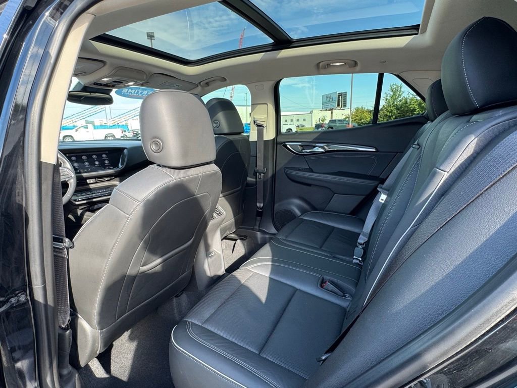 Used 2021 Buick Envision Essence w/ Technology Package I image 16