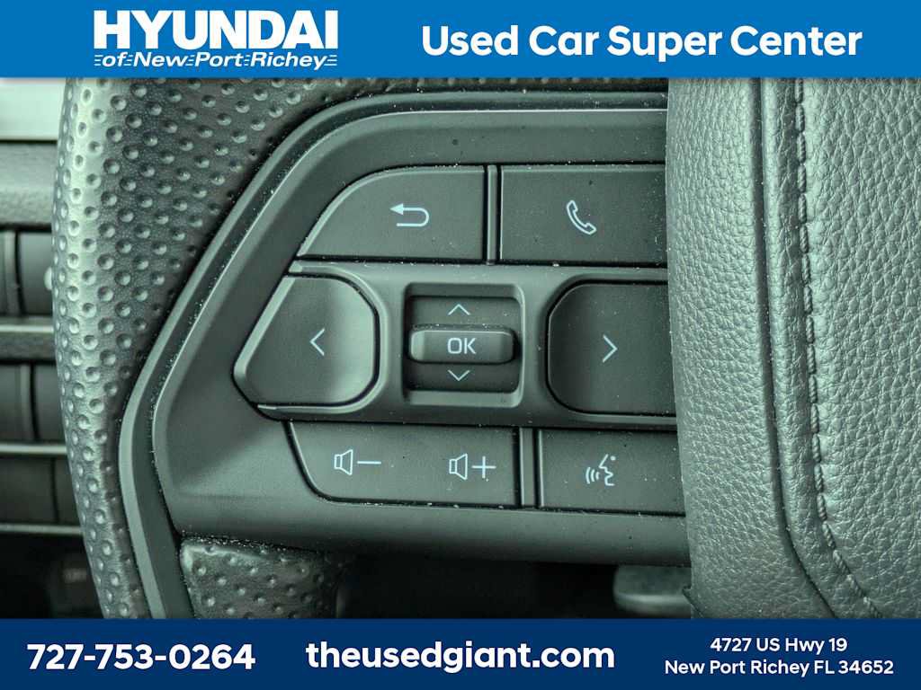 Used 2025 Toyota Tacoma SR5 RWD image 29