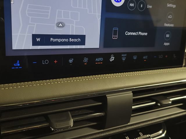 Used 2025 Lincoln Corsair Reserve FWD image 29