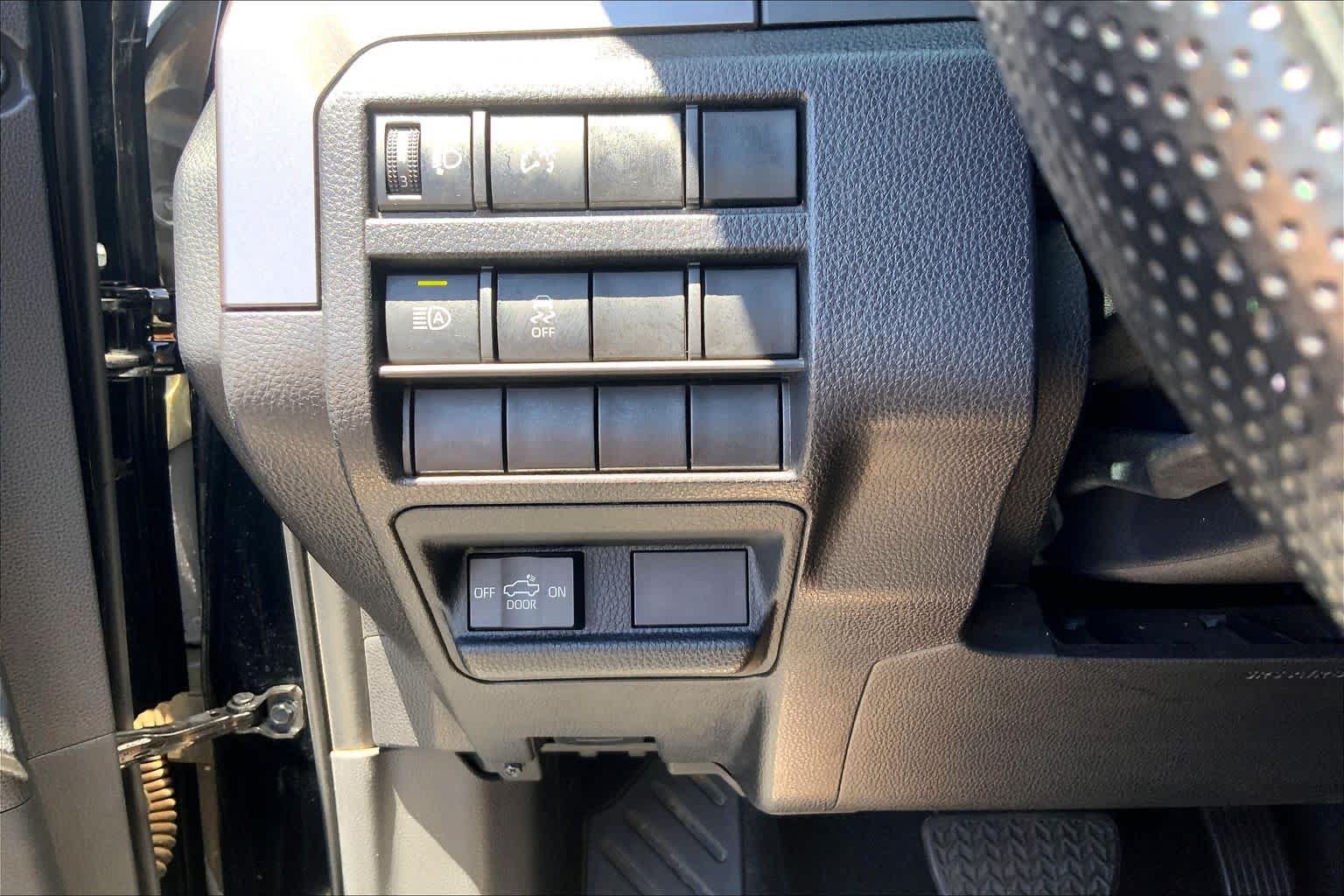 Used 2025 Toyota Tacoma SR5 RWD image 36
