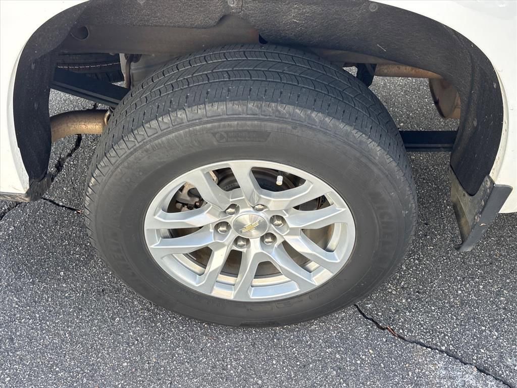 Used 2019 Chevrolet Silverado 1500 LTZ w/ LTZ Plus Package AWD/4WD image 7