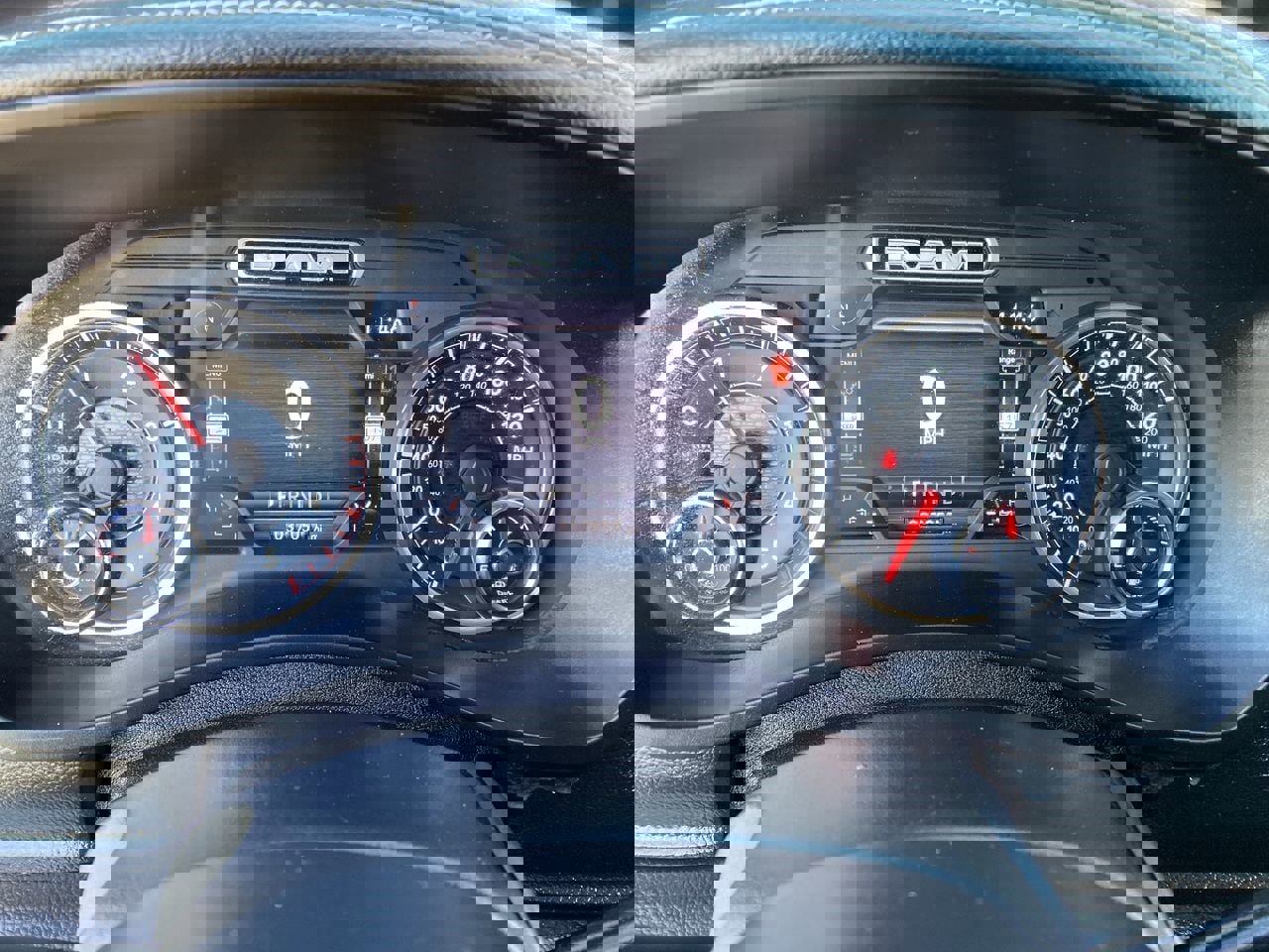 Used 2019 RAM 2500 Laramie image 15