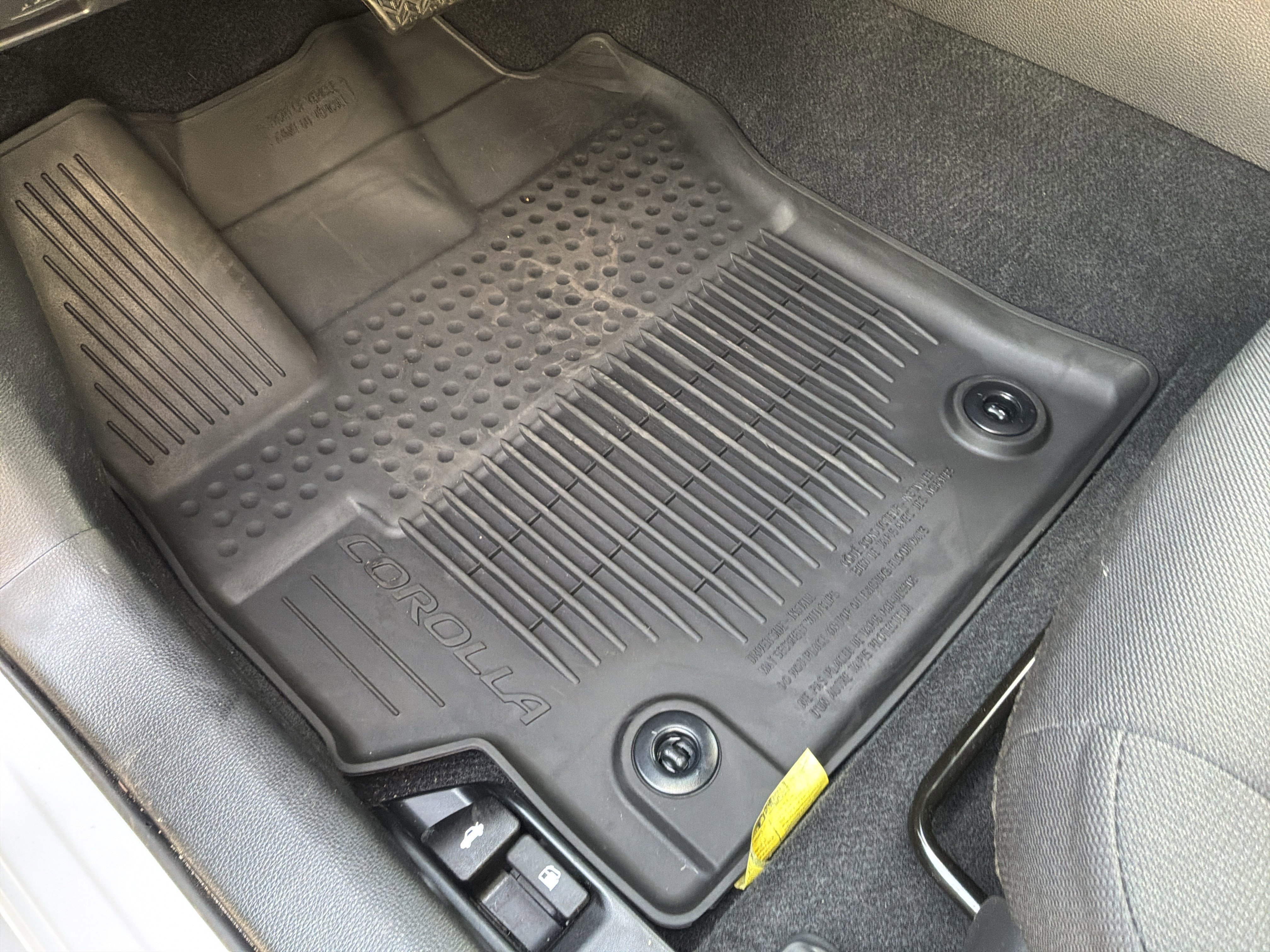 Used 2026 Toyota Corolla LE image 17