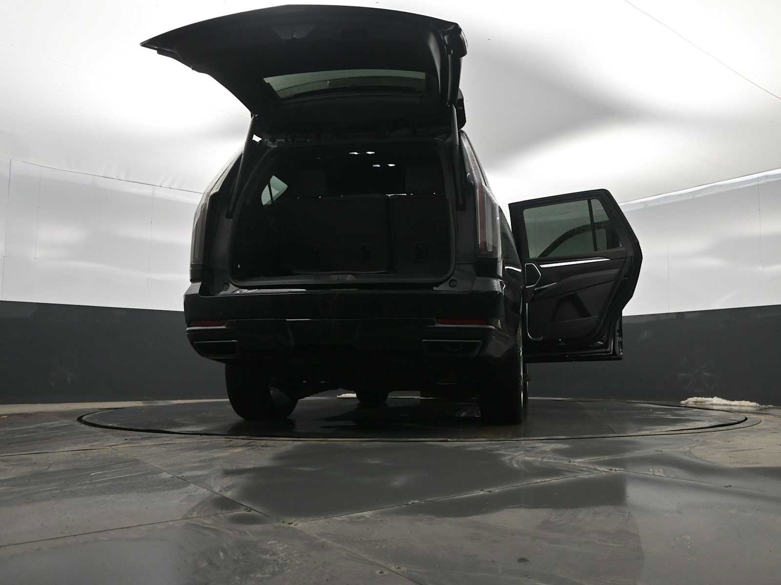 Used 2025 Cadillac Escalade Sport w/ Touring Package image 47