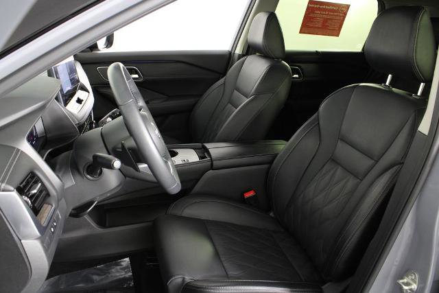 Certified 2024 Nissan Rogue Platinum w/ Platinum Premium Package image 21