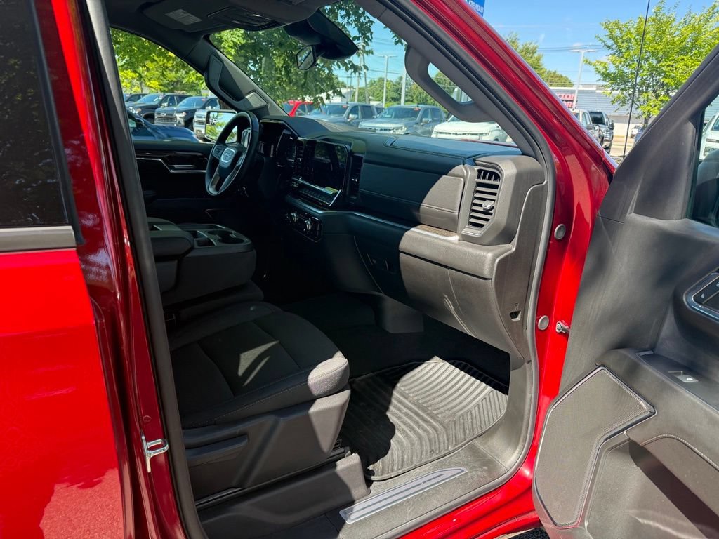 Used 2024 GMC Sierra 1500 Elevation AWD/4WD image 15