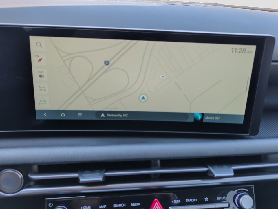 Certified 2025 Hyundai Tucson SEL image 17