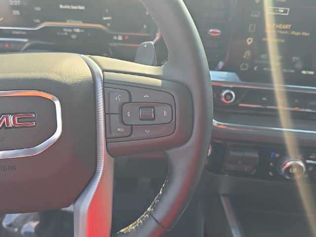 Used 2025 GMC Sierra 1500 SLT w/ SLT Premium Plus Package AWD/4WD image 19