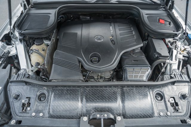 Used 2020 Mercedes-Benz GLS 450 4MATIC image 23