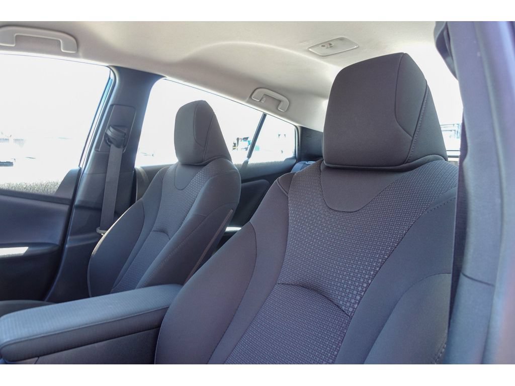 Certified 2022 Toyota Prius LE FWD image 11