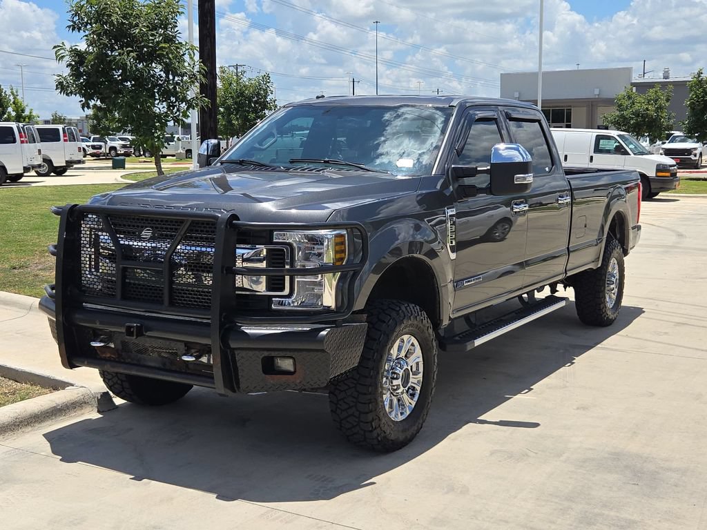 Used 2019 Ford F350 XLT w/ XLT Premium Package AWD/4WD image 4
