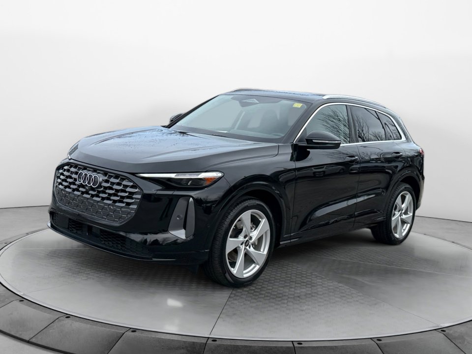 New 2025 Audi Q5 Prestige image 3