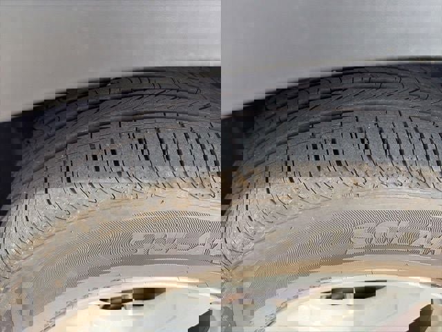 Used 2016 Ford Explorer XLT image 26