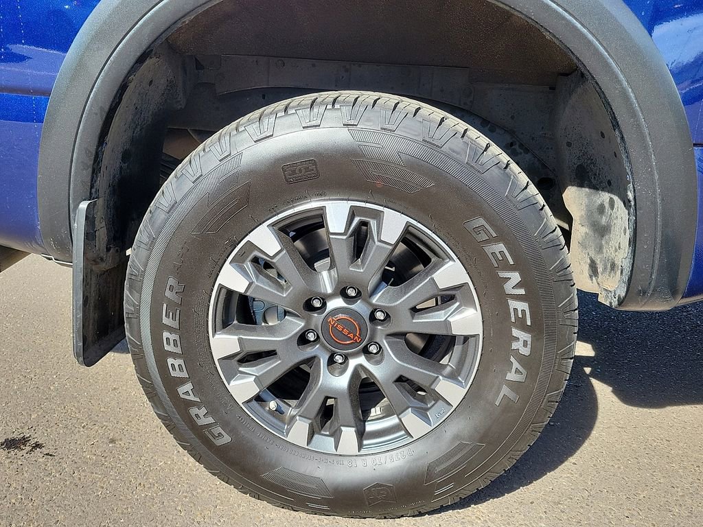 Used 2024 Nissan Titan PRO-4X w/ Pro-4x Convenience Package image 5