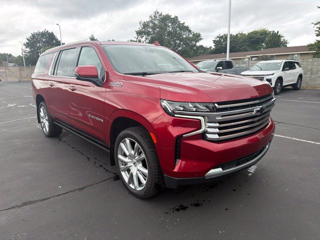 Used 2021 Chevrolet Suburban High Country AWD/4WD image 4