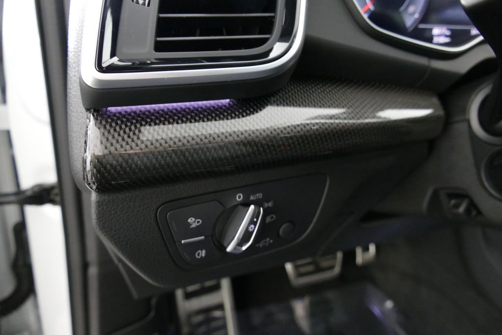 Used 2025 Audi SQ5 Premium Plus w/ Premium Plus Package image 21