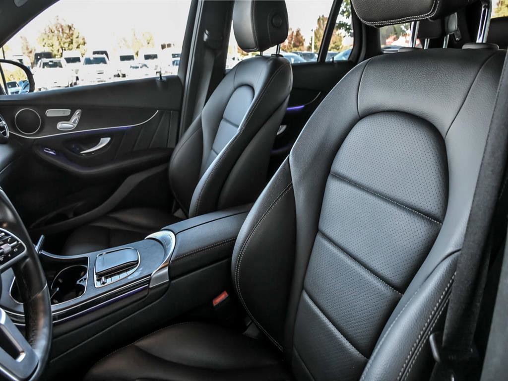 Used 2022 Mercedes-Benz GLC 300 4MATIC image 10