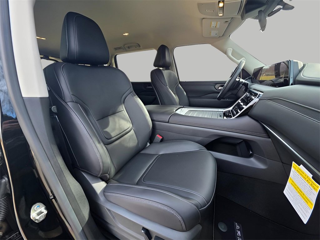 New 2026 Nissan Armada SV image 16