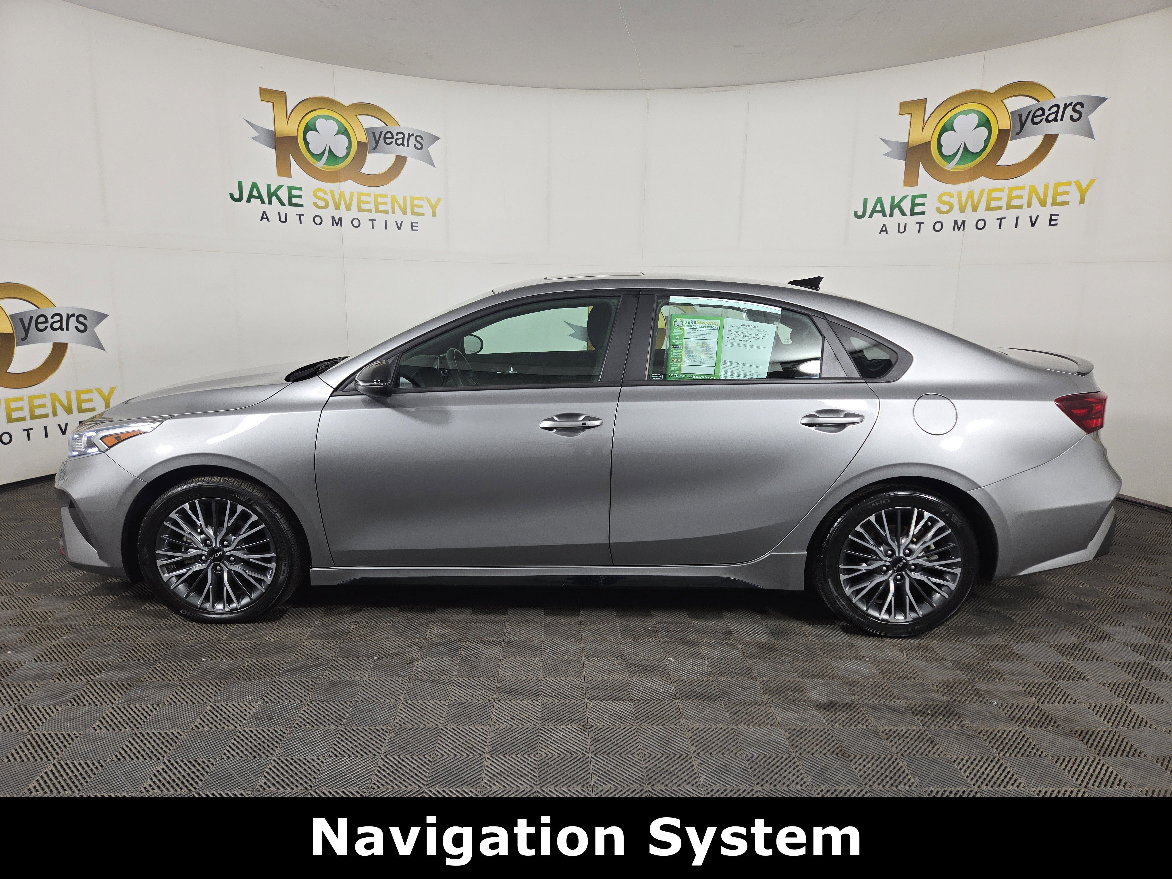 Used 2022 Kia Forte GT-Line w/ GT-Line Premium Package image 4