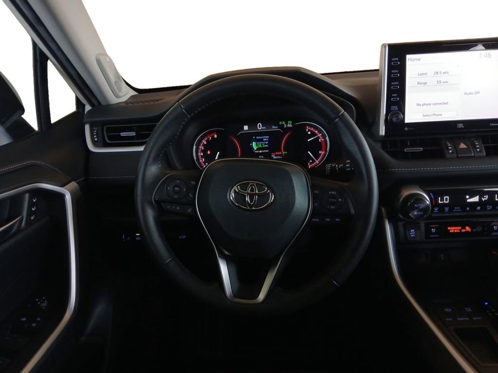 Used 2022 Toyota RAV4 Limited FWD image 12