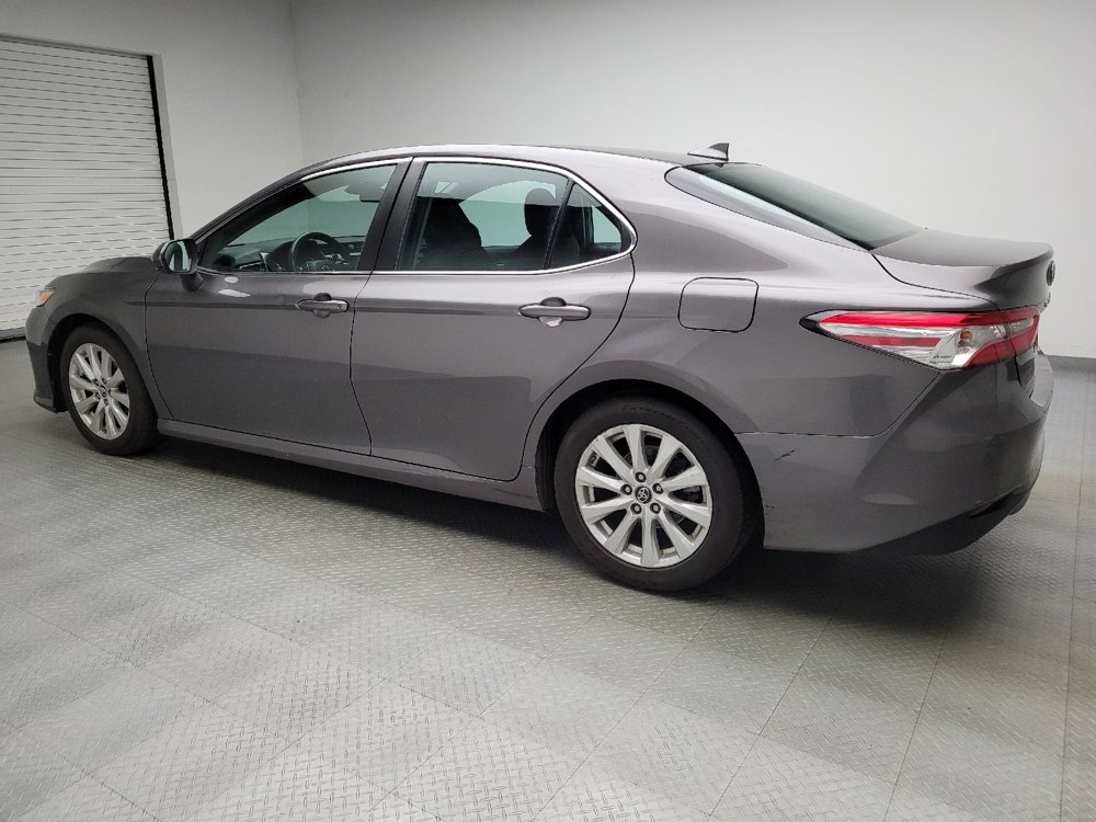 Used 2019 Toyota Camry LE FWD image 3