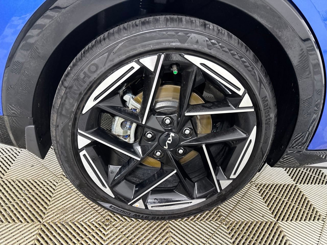 Used 2025 Kia K4 GT-Line FWD image 32