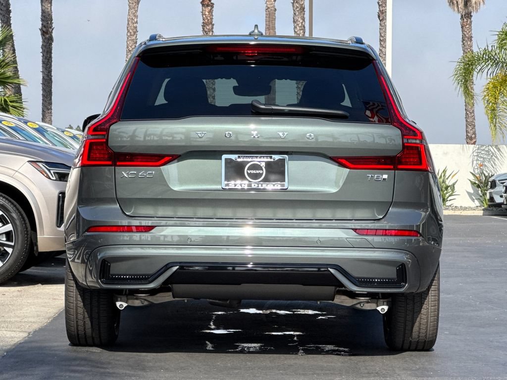 New 2026 Volvo XC60 T8 Plus w/ Climate Package PRO AWD/4WD image 4
