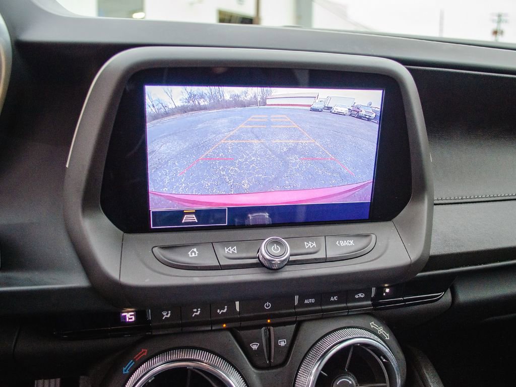 Used 2022 Chevrolet Camaro LT w/ Technology Package image 25