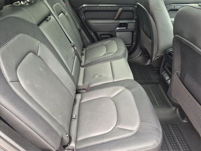 Used 2023 Land Rover Defender 110 X-Dynamic SE AWD/4WD image 20
