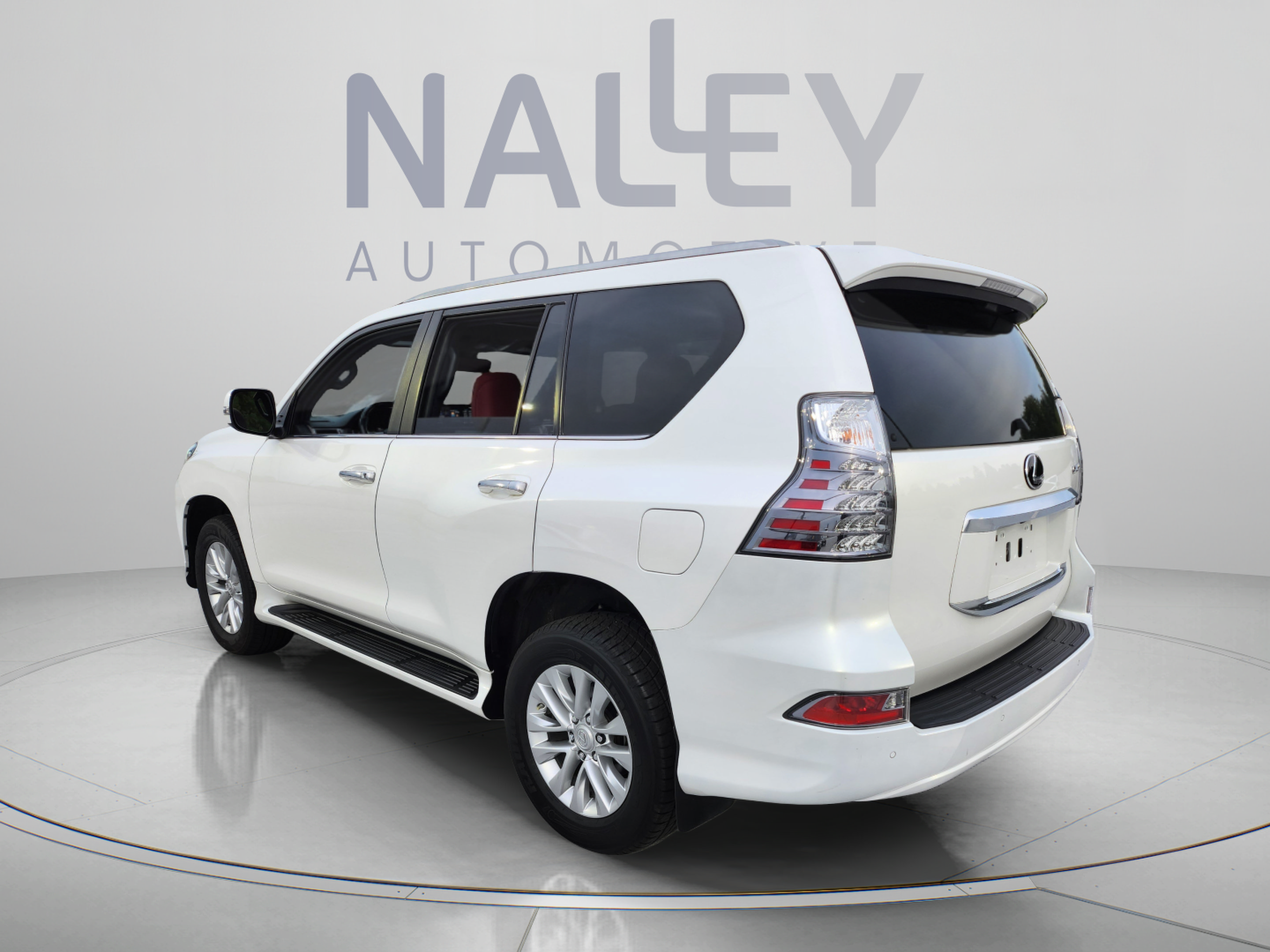 Certified 2023 Lexus GX 460 Premium w/ Premium Plus Package AWD/4WD image 3