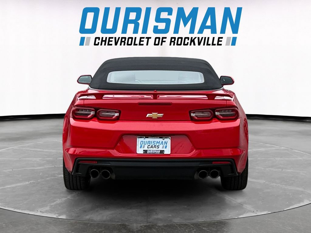 Used 2024 Chevrolet Camaro LT w/ Technology Package RWD image 5