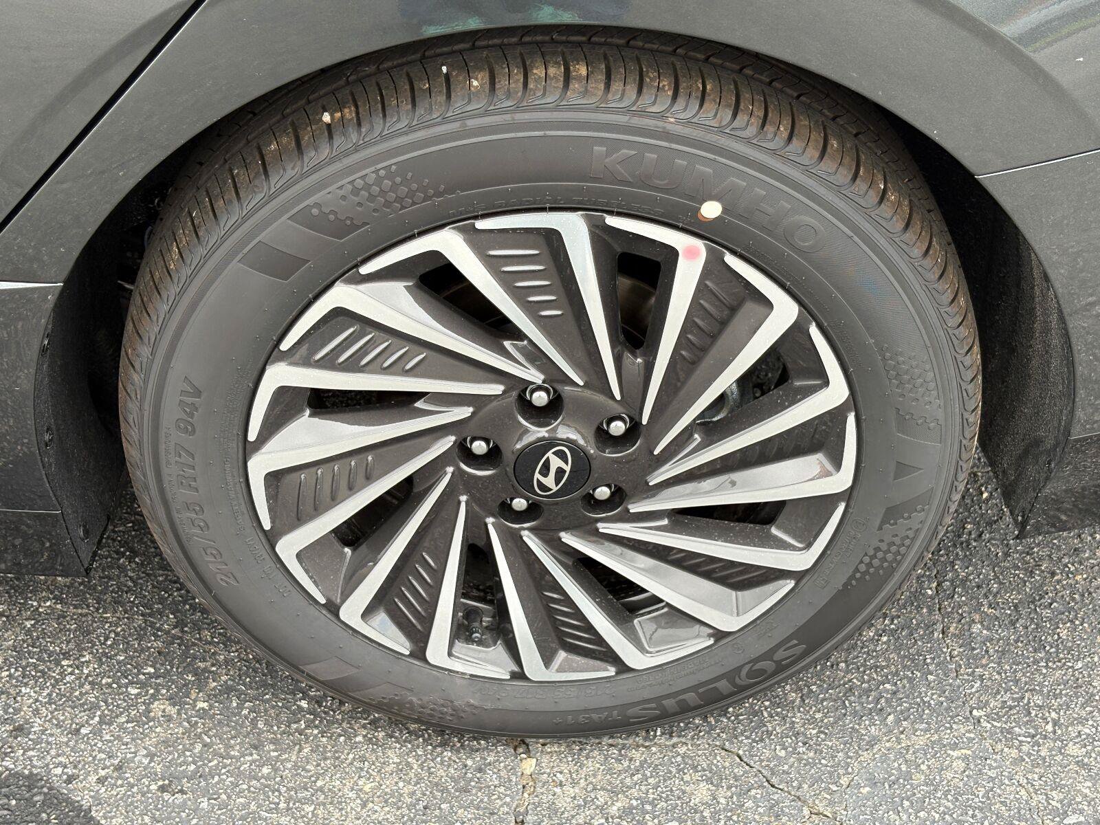 New 2026 Hyundai Sonata SEL FWD image 13
