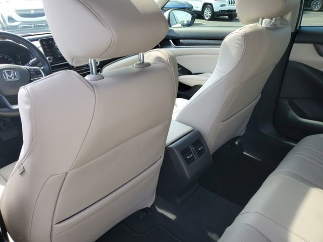 Used 2018 Honda Accord Touring image 14
