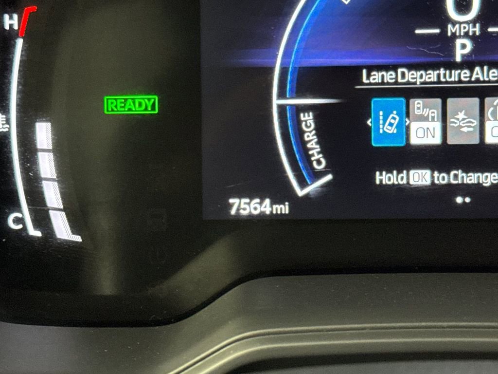Used 2025 Toyota Corolla SE w/ SE Premium Package FWD image 25