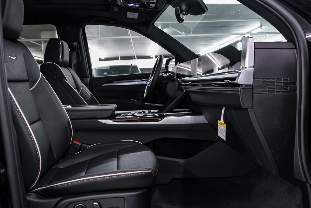 Used 2026 Cadillac Escalade Luxury image 19