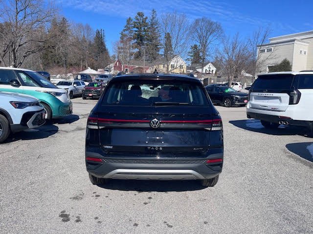 Used 2025 Volkswagen Taos S AWD/4WD image 5