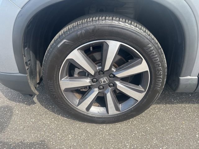 Used 2023 Honda Pilot Elite image 11